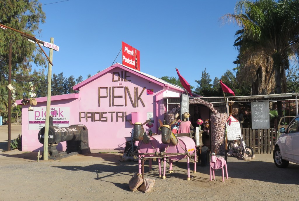 Kakamas the pink shop